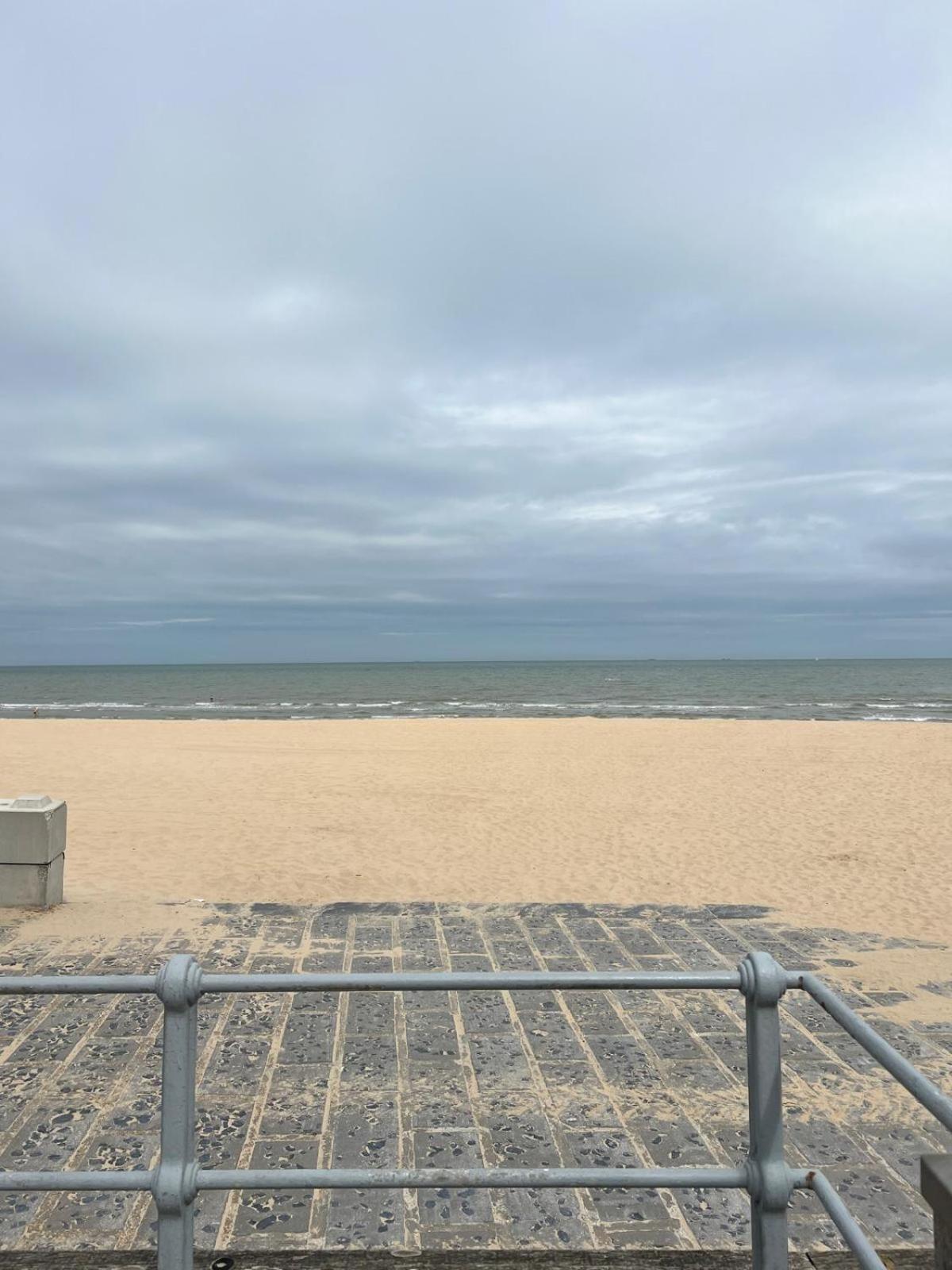 Bonelly Daire Oostende Dış mekan fotoğraf